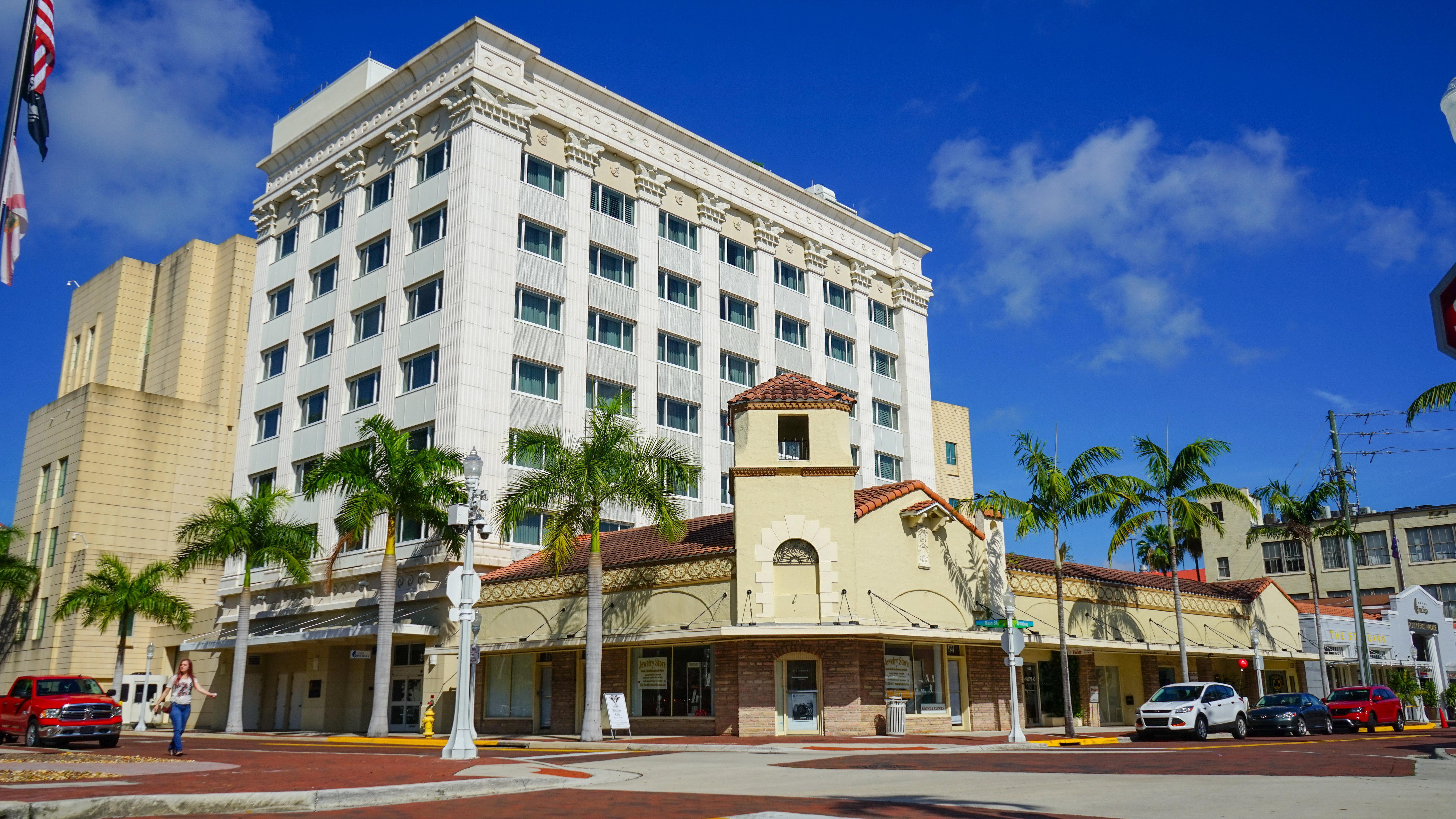 The Banyan Hotel Fort Myers, Tapestry Collection By Hilton Kültér fotó